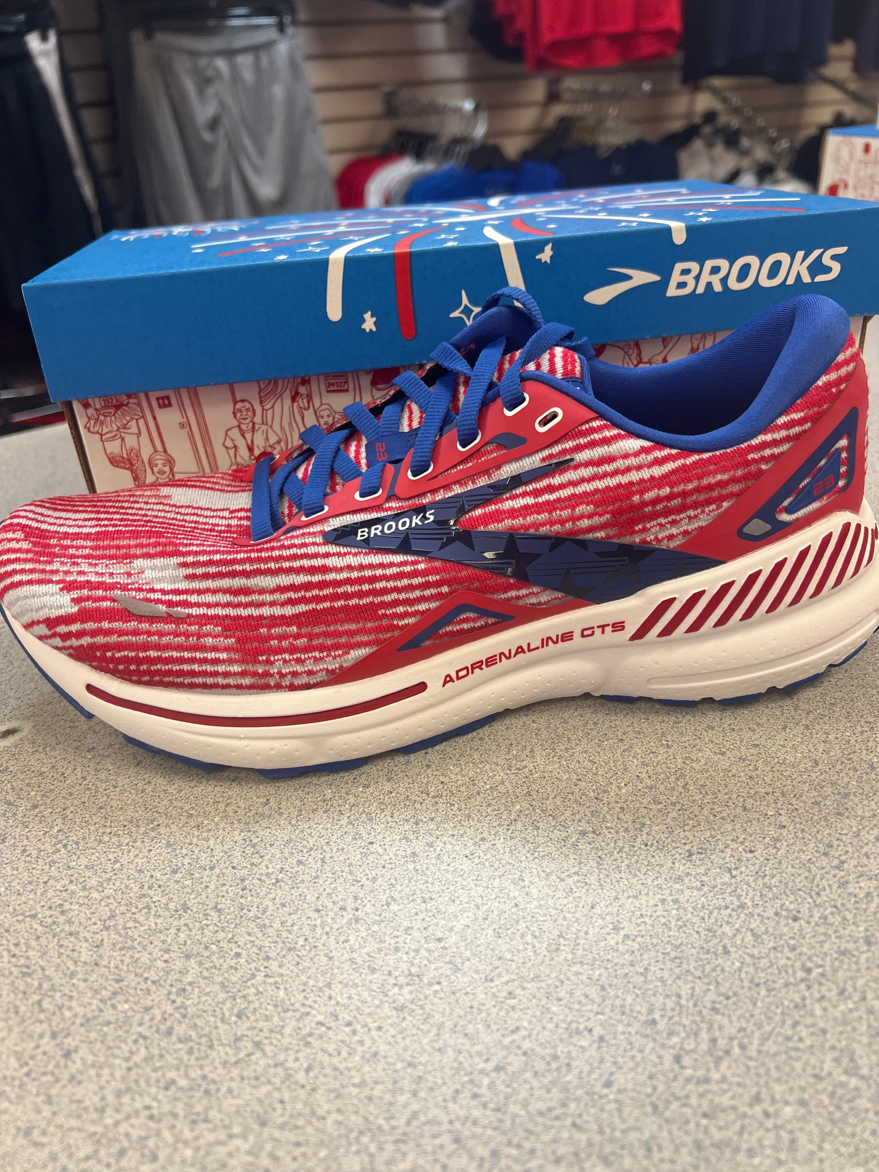 Brooks Adrenaline 23