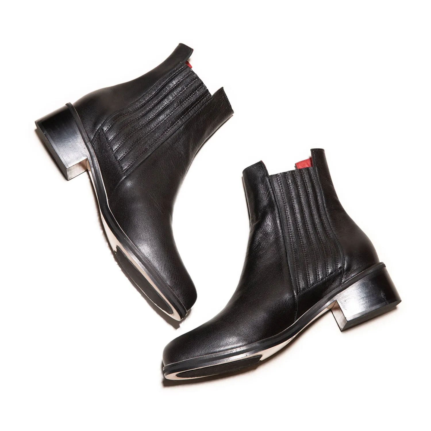 Nina Black Chelsea Boots