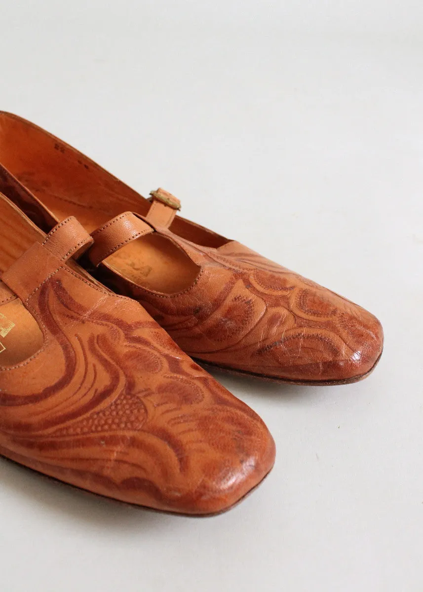 Vintage 1950s Tooled Leather Mary Jane Shoes